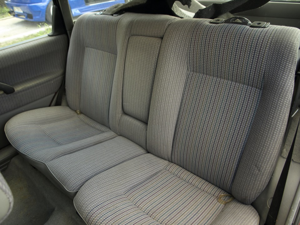 ПРОДАЮ салон VW PASSAT B3 сірий 4
