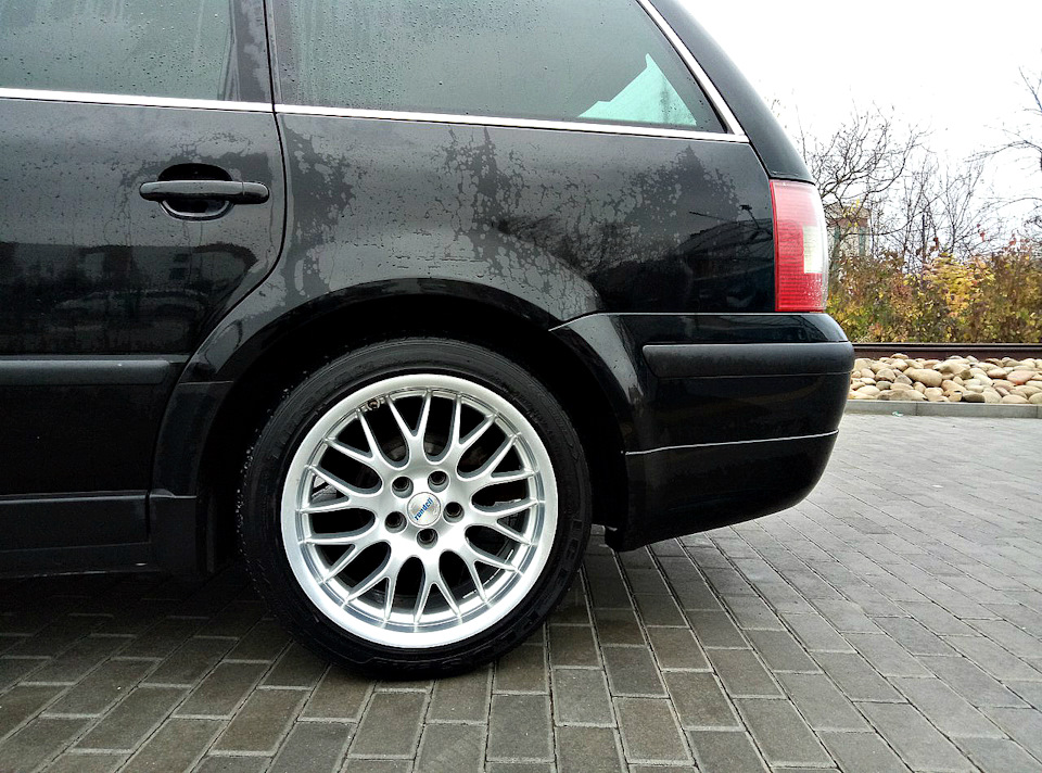 Поставив R17 диски Rondell0058 5