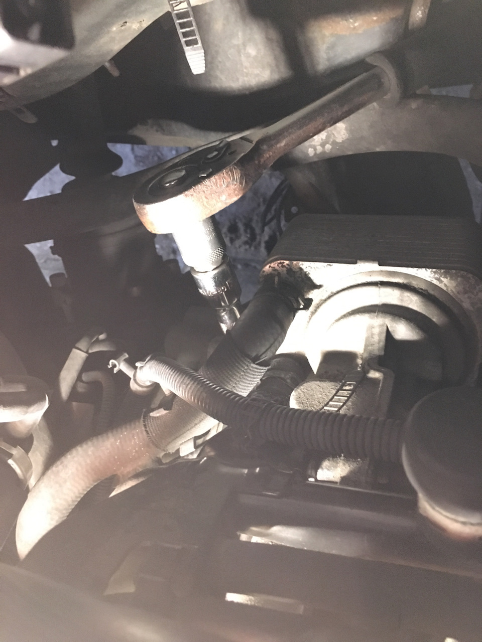 16706 датчик числа обертів двигуна vw passat b5 4