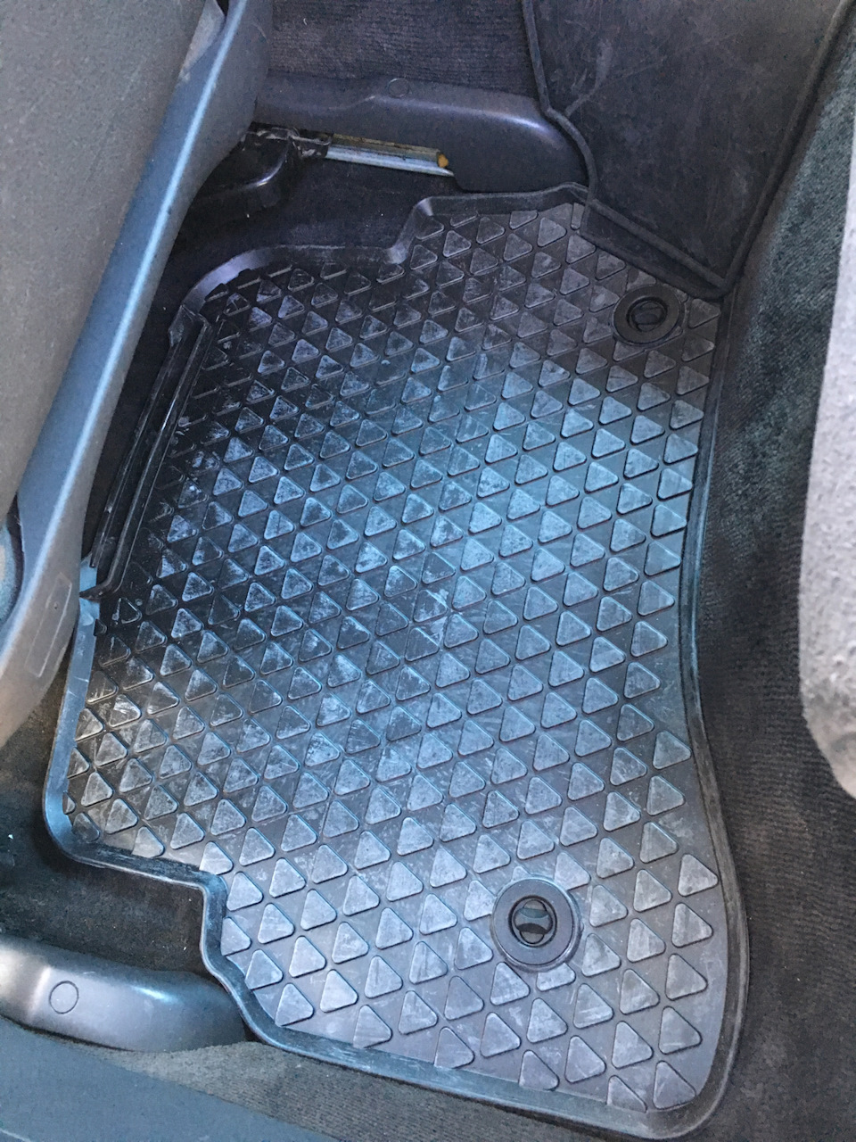 Гумові килимки vw passat b5 3