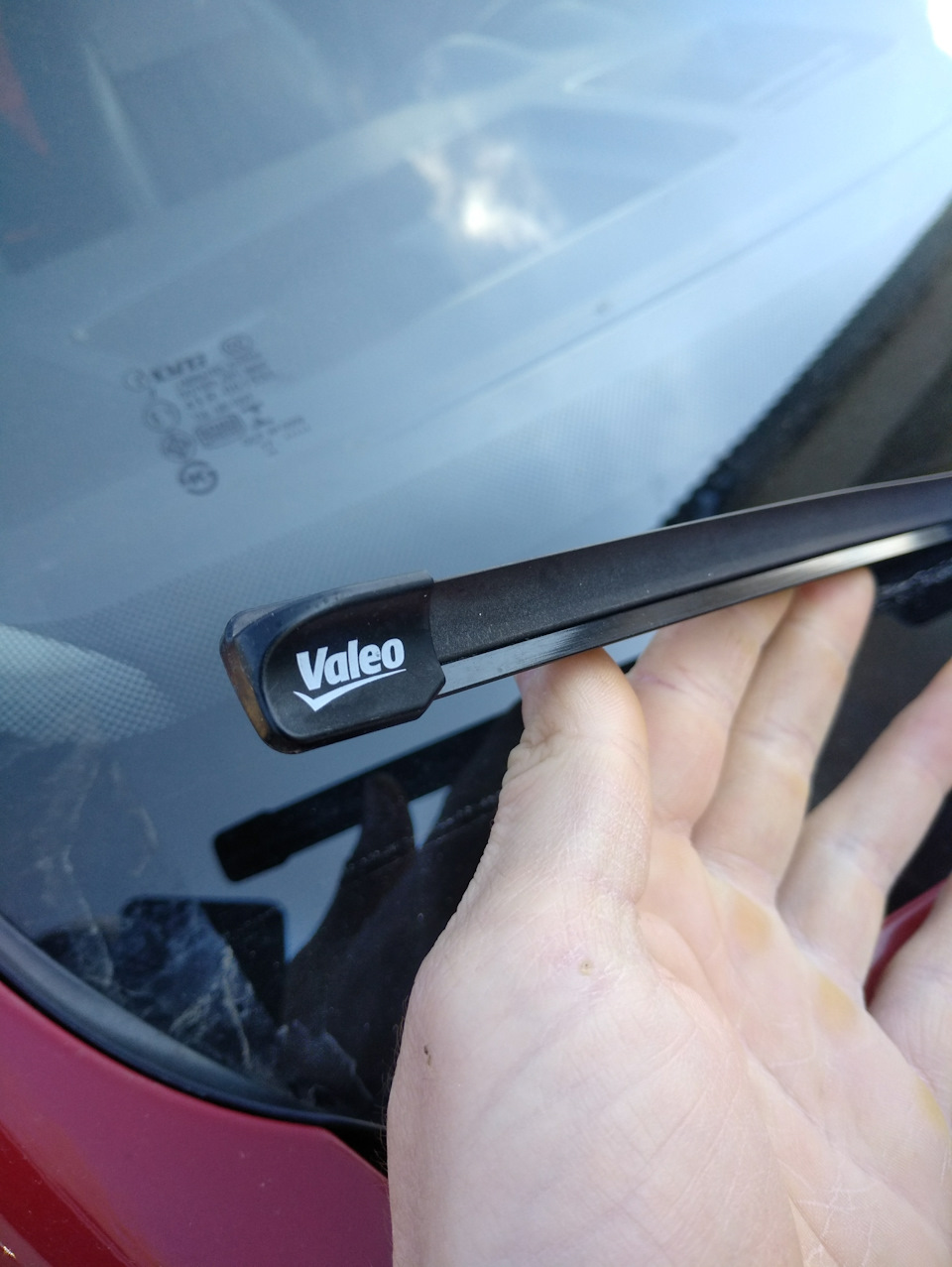 Заміна двірників Valeo / Bosch 1