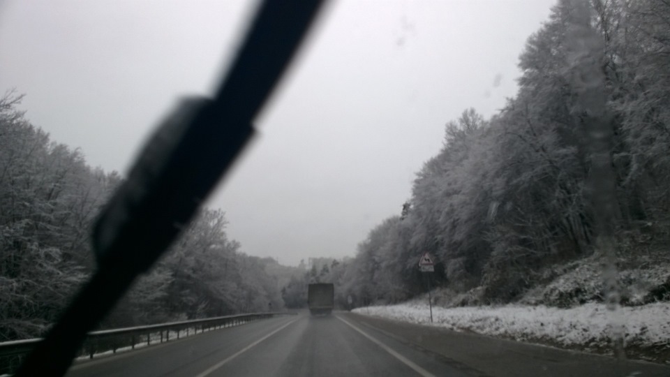 переобулись на Bridgestone blizzak vrx 195/60 R15 5