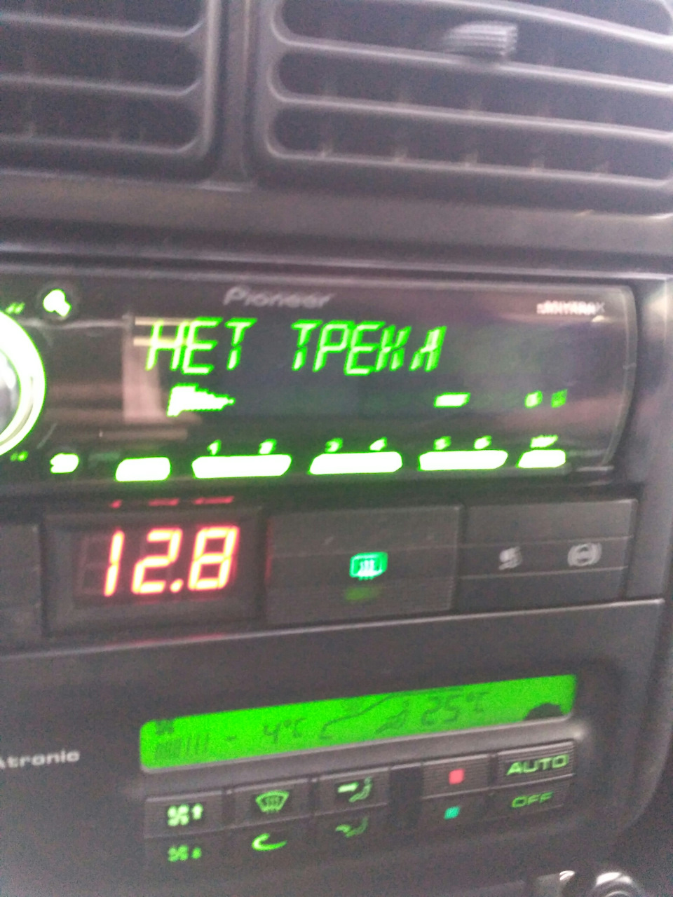 +1 Вольт до зарядки АКБ на зиму =) 1