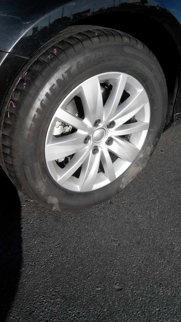 перейшов на гуму 215/60 R16 2