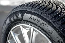 #8. Зимова гума Michelin Alpin 1