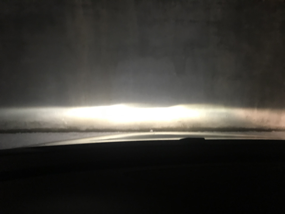 заміна ламп головного світла Osram Classic Xenarc 35w (D1S) 4300К 4