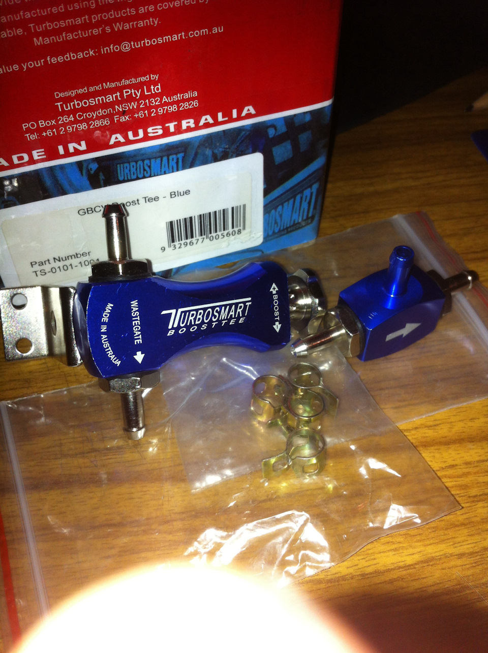 Blow-off. Fuel pump. Turbo smart. Silicon hose. 2
