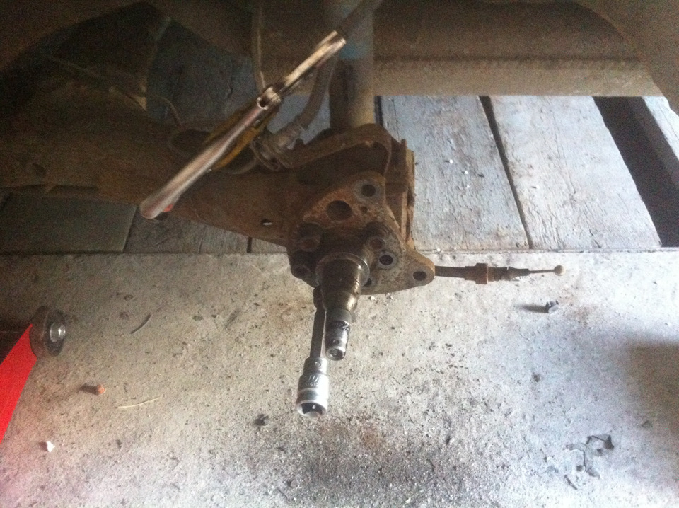 Brake Porn. Rear 256x22mm RS installed. 2