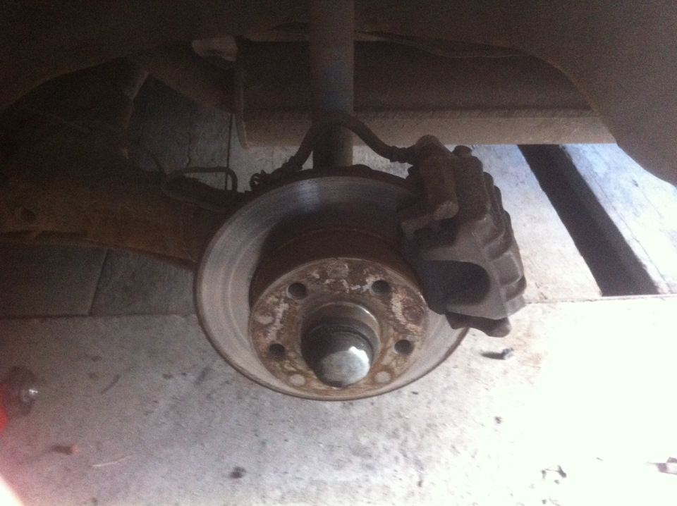 Brake Porn. Rear 256x22mm RS installed. 1