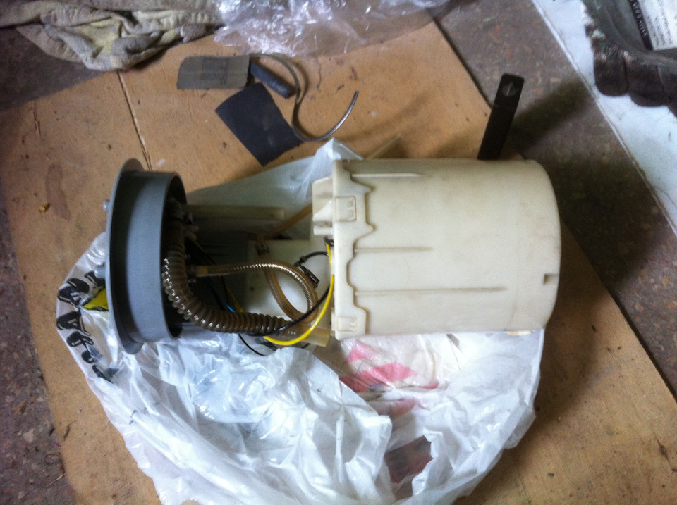Донор-склянка для Fuel Pump Epman 320lhp. 1