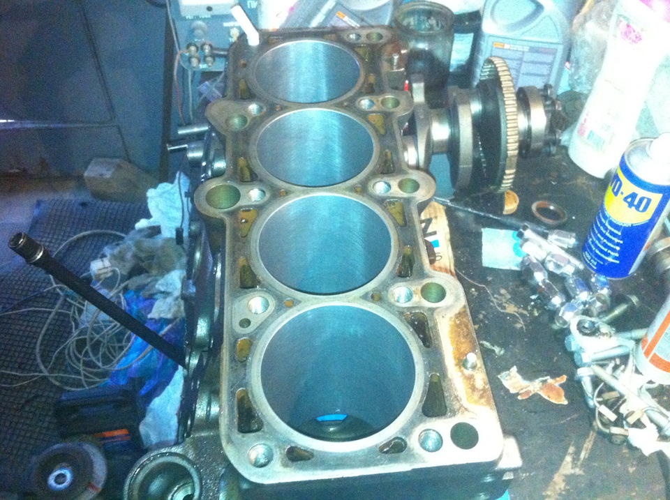 Расточка блоку 20V. 2