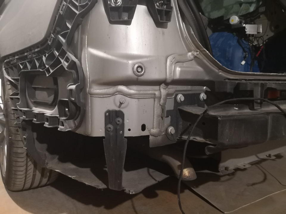 Side Assist (Асистент зміни смуги руху) & RTA Passat B8 установка 5