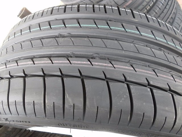 Triangle TH201 235/40 R18 95Y 1