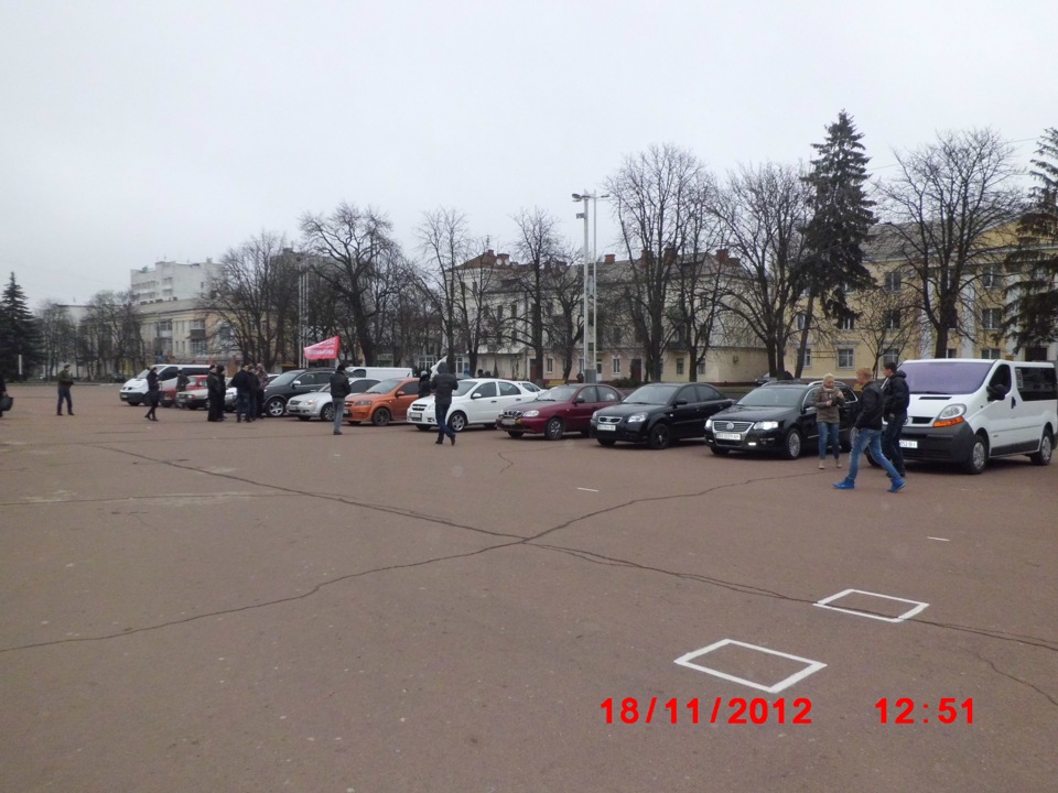18 листопада 2012 р. - Всесвітній день пам'яті жертв дорожньо-транспортних пригод. 3
