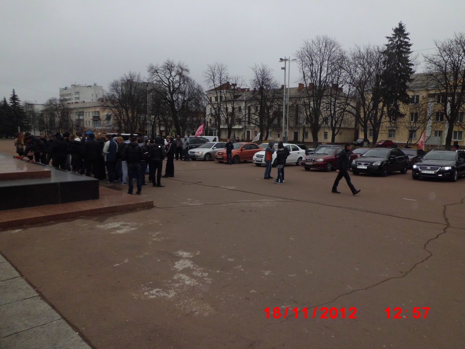 18 листопада 2012 р. - Всесвітній день пам'яті жертв дорожньо-транспортних пригод. 5