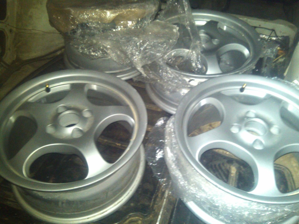 Borbet T R15 4x100 (15-ка на 288 гальма) 1