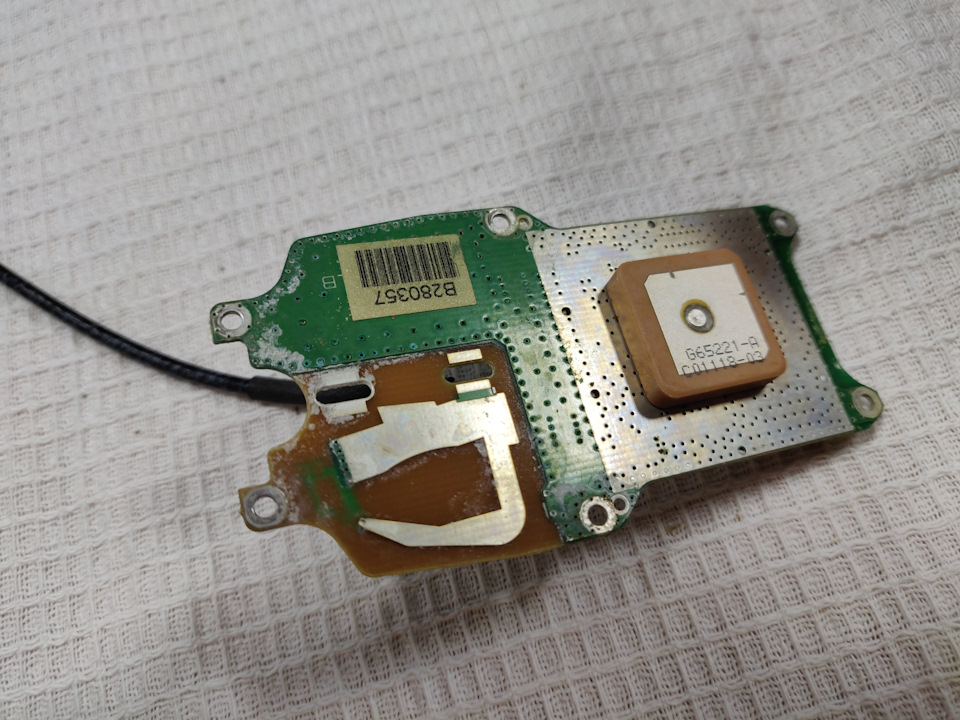 Ремонт антени GPS volkswagen 2