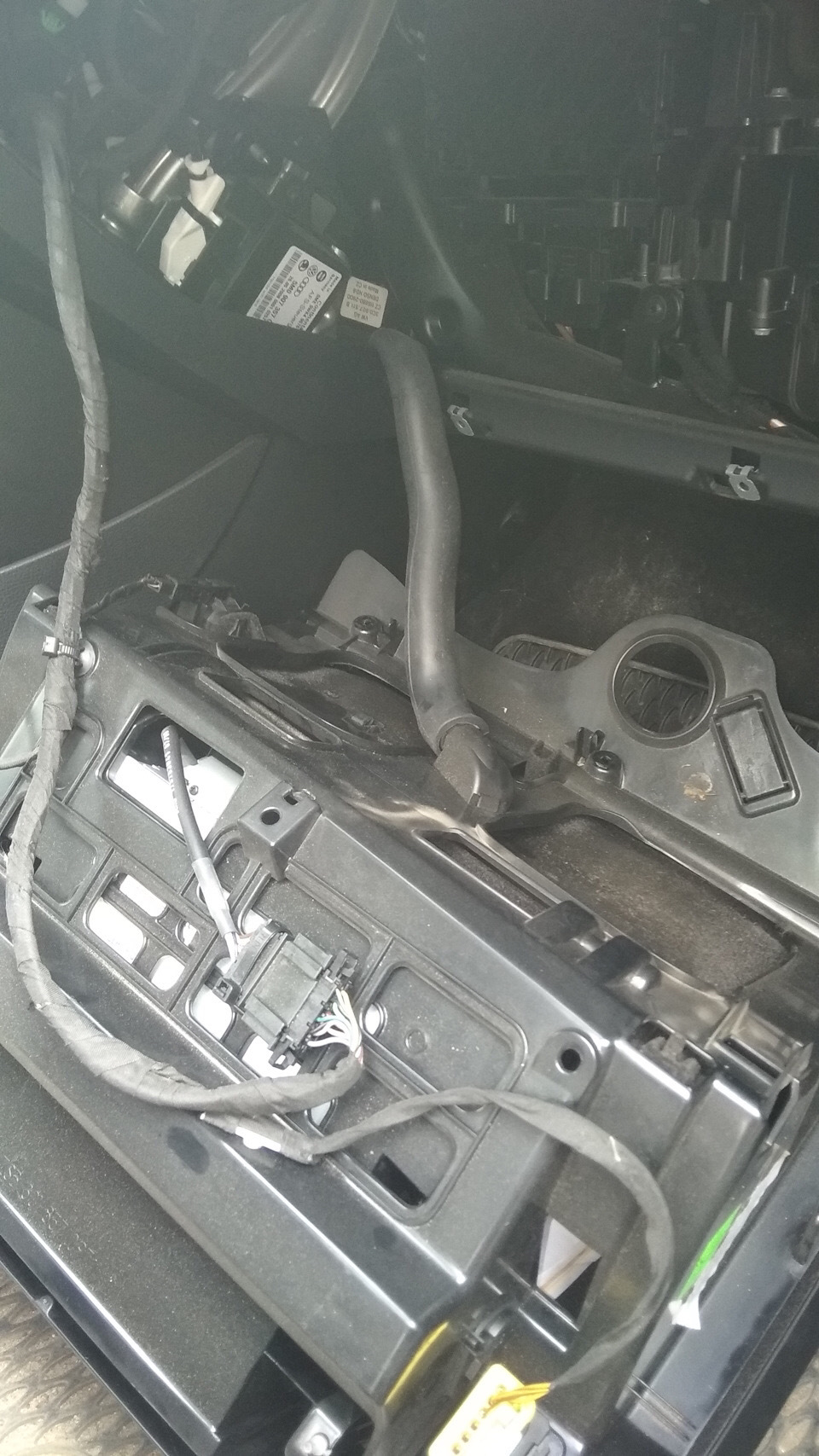 Магнітол на Android мені в VW Passat b6 5
