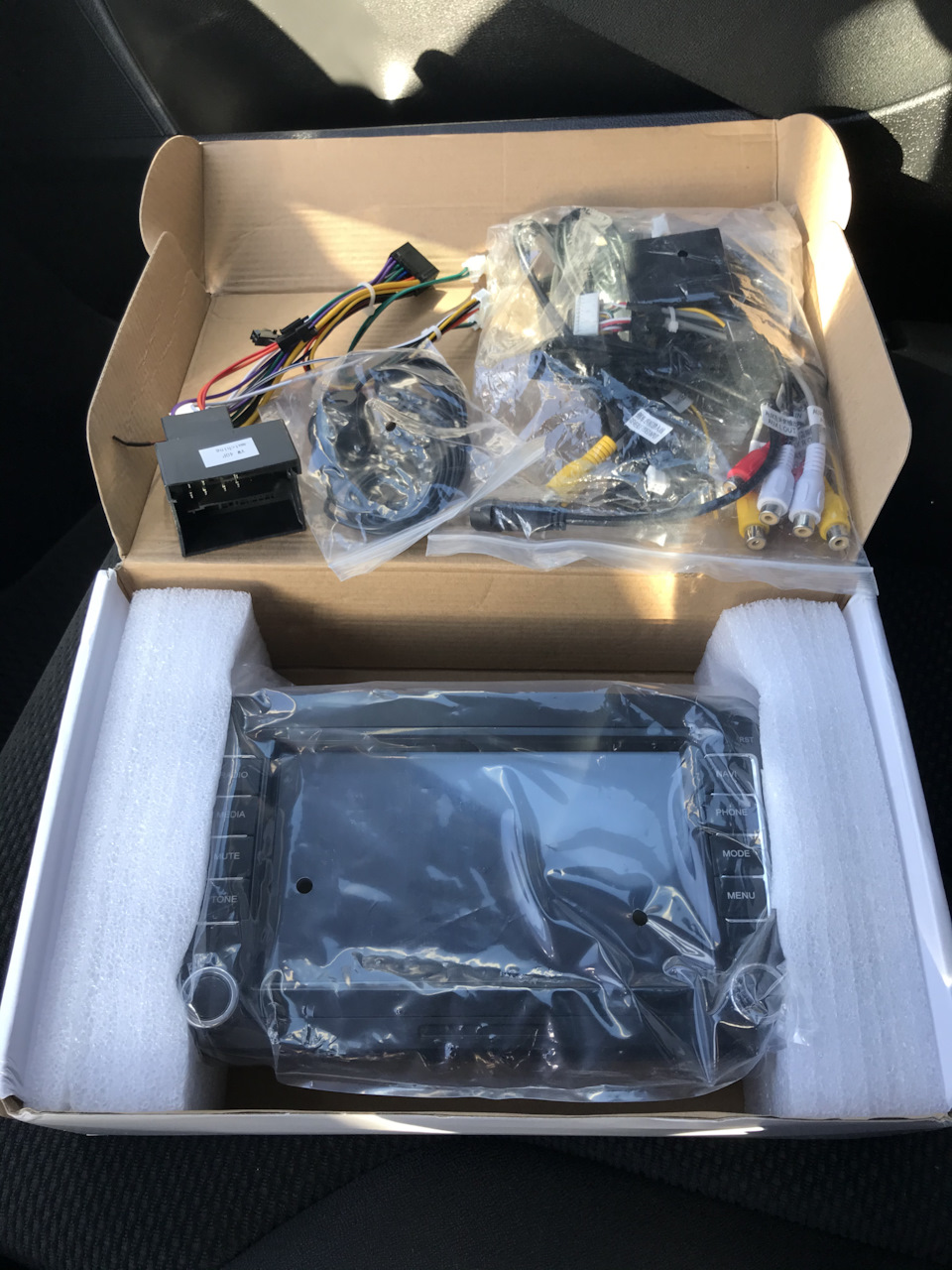 Магнітол на Android мені в VW Passat b6 3
