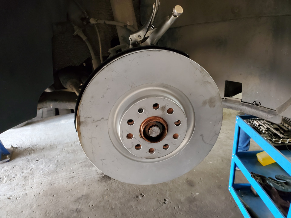 Brake KIT Golf R 340 mm MQB гальма, заміна камери area view 5