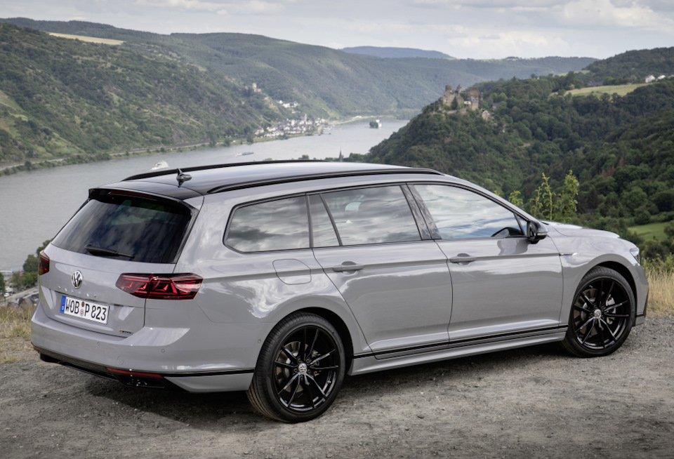 Універсал VW Passat Variant R-Line Edition 1