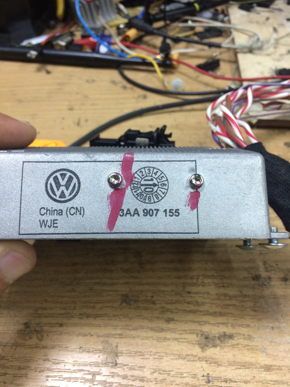 Оригінальний інвертор 220V 2
