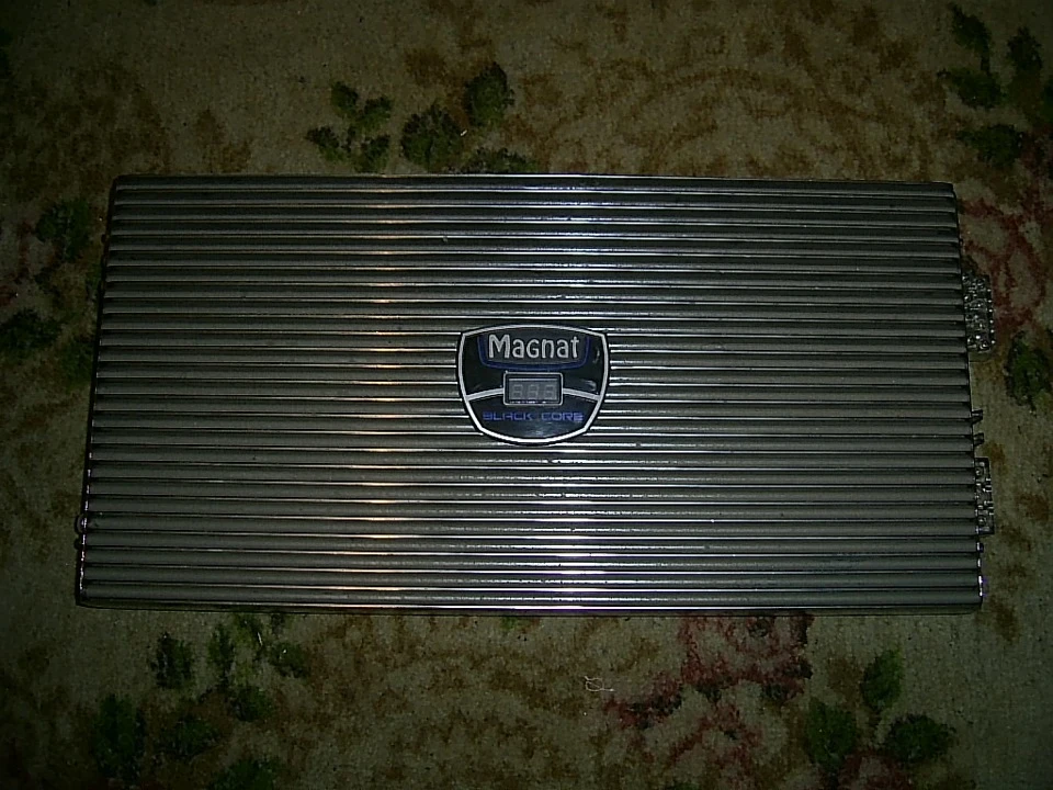 Продам підсилювач авто