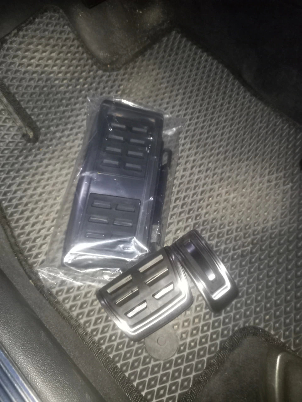 Накладки на педалі ✅
