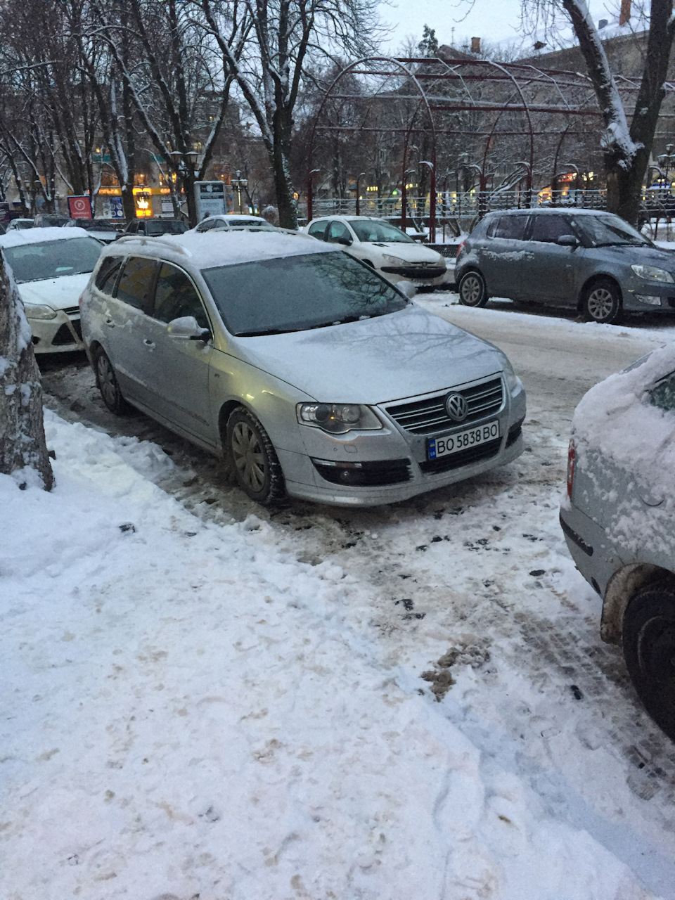Зареєстрував автомобіль 2