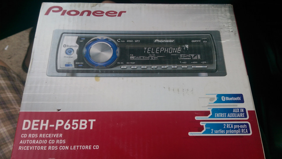 Pioneer DEH-65BT 2