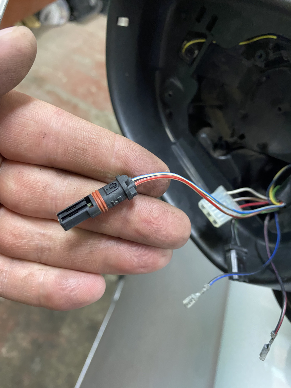Підсвічування дзеркал (аптечка, вогнегасник) 2