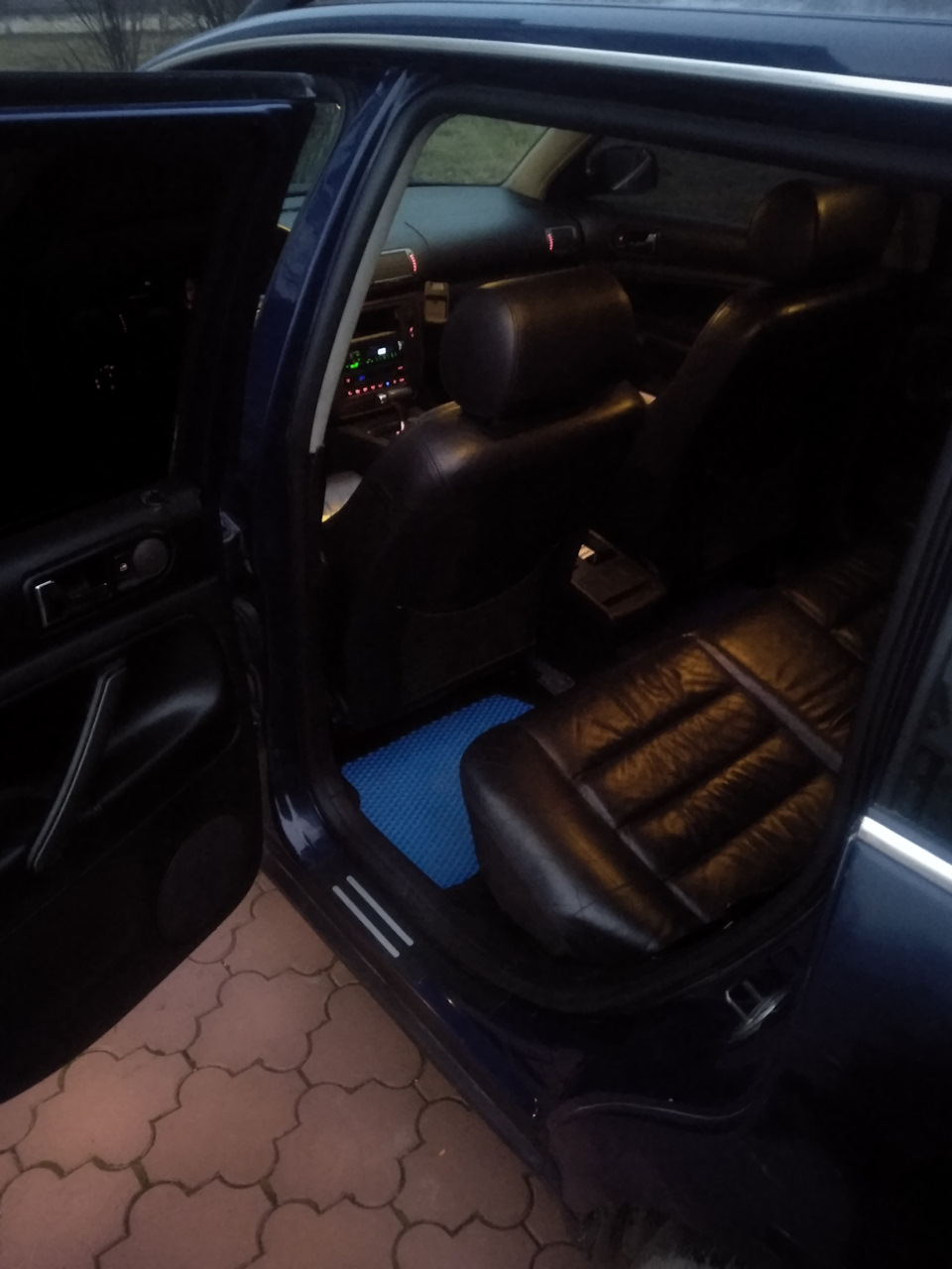 ФІНІШ - Довгоочікуваний пост Салон S-line з Audi a6c5 у VW passat b5+ 4