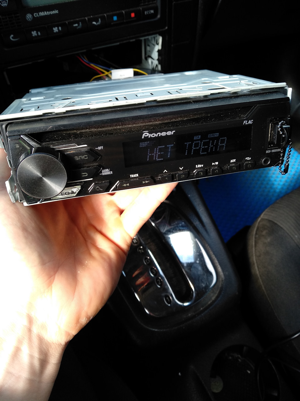 Магнітол PIONEER 3
