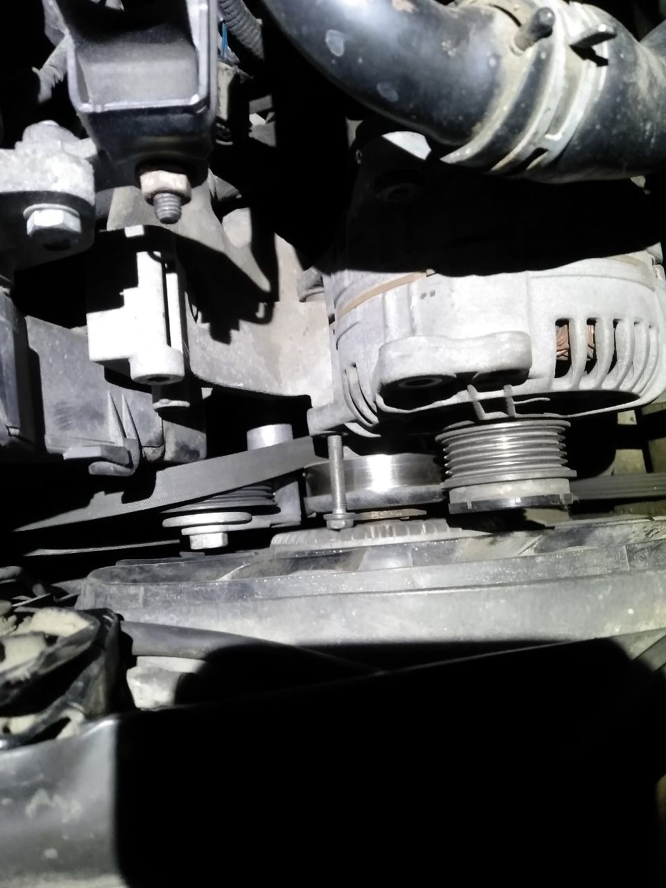 Зняття генератора Б5+ 1.9TDI 4