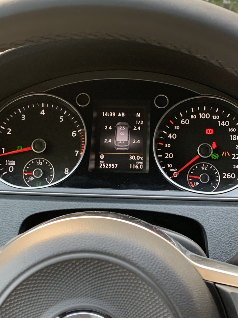 TPMS (tire pressure monitoring system) або RDKS (Reifendruckkontrollsysteme) 5
