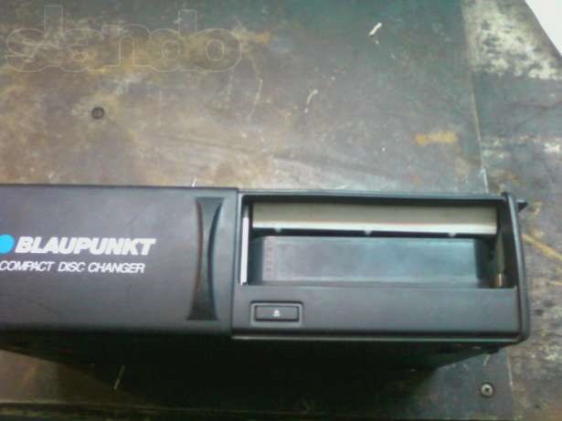 Магнітолі Blaupunkt Alpha, Beta + CD chenger 4