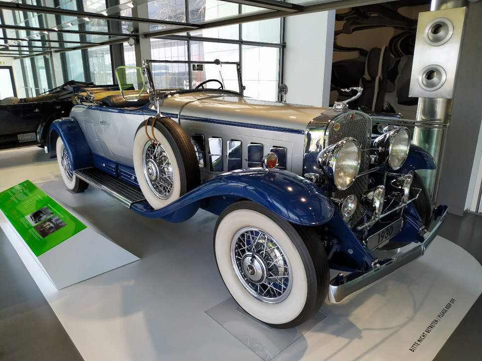 VW ZeitHaus Museum - Вольфсбург 3