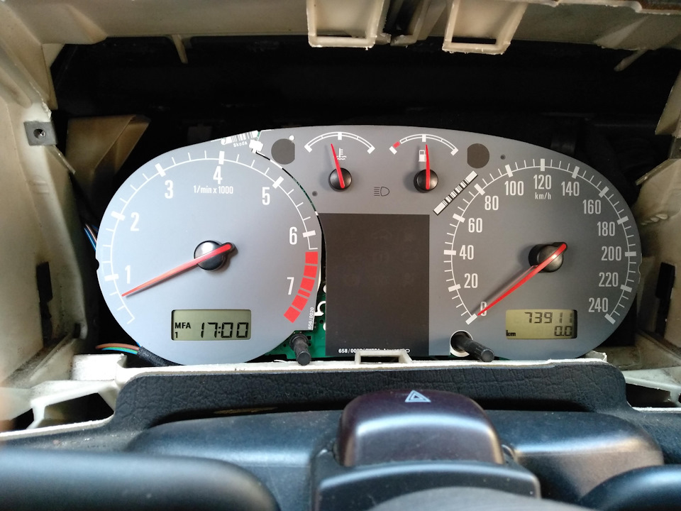 Приборка від Skoda Octavia Tour 3