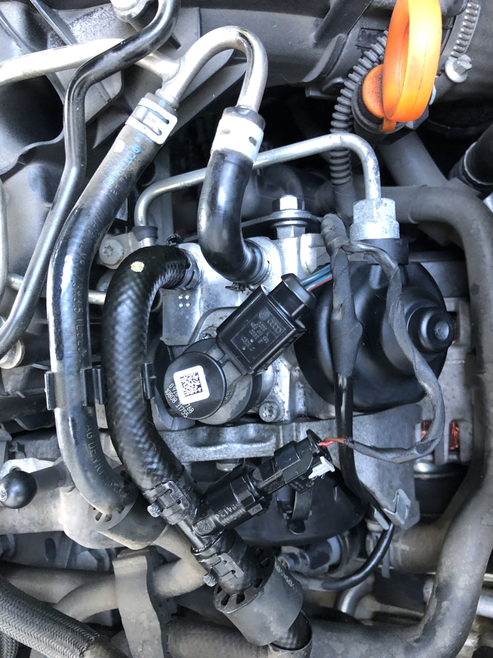 Перша текти на Passat B7 2.0 3