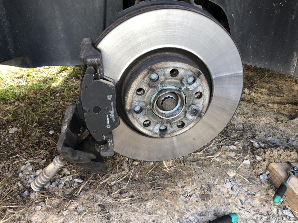 Замінити передні колодки - ✅ 2