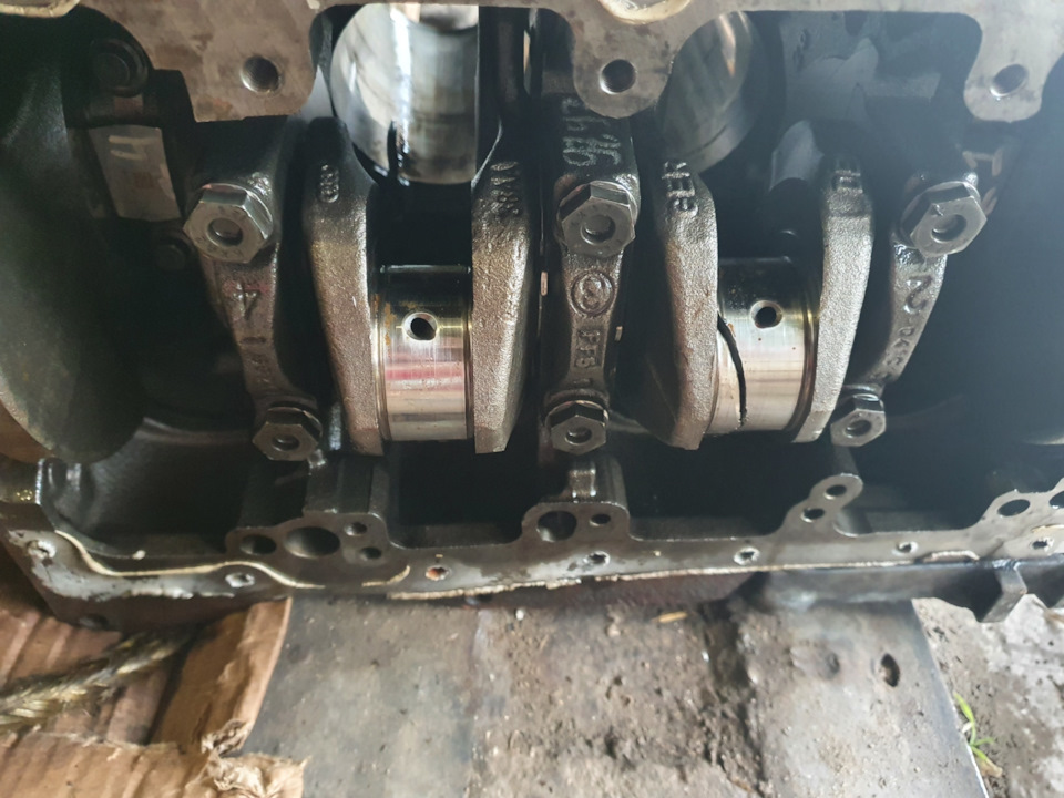 Коленвал 2.0 TDI (BMP) 2