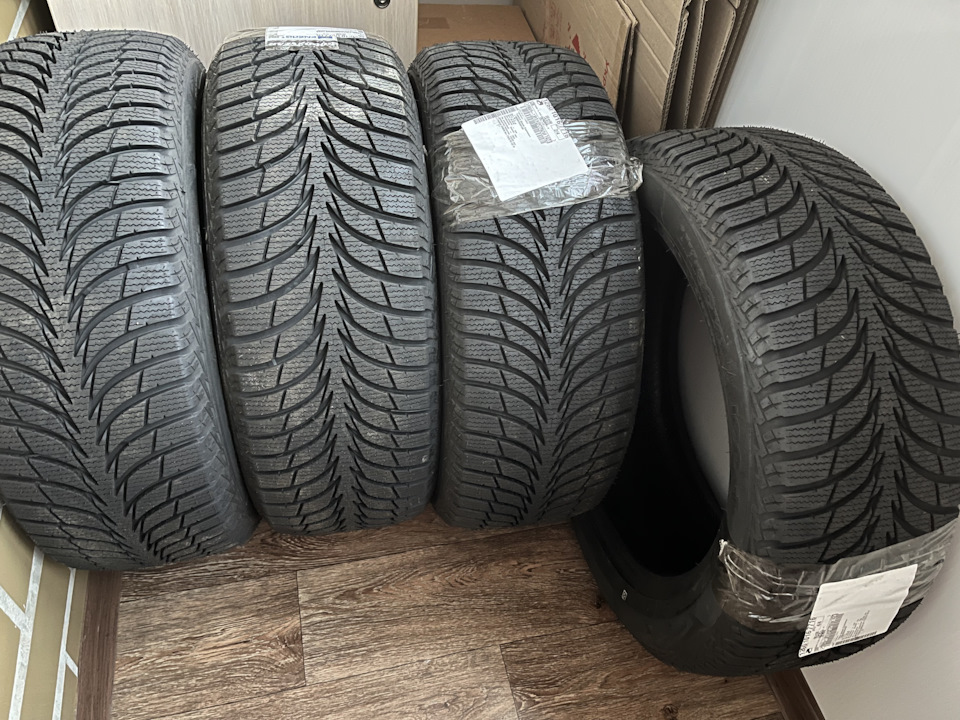 Goodyear UltraGrip Ice+ 215/55 R17 94T FP 3