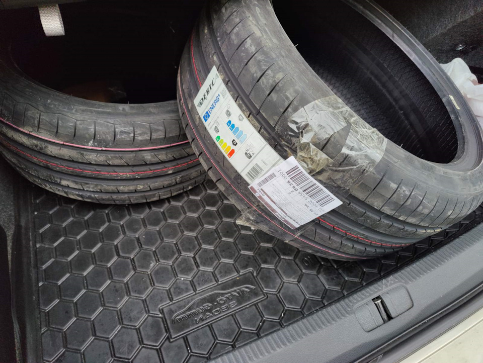 Debica Presto UHP 2 235/40 R18 + датчики тиску Deelife для android магнітоли 5