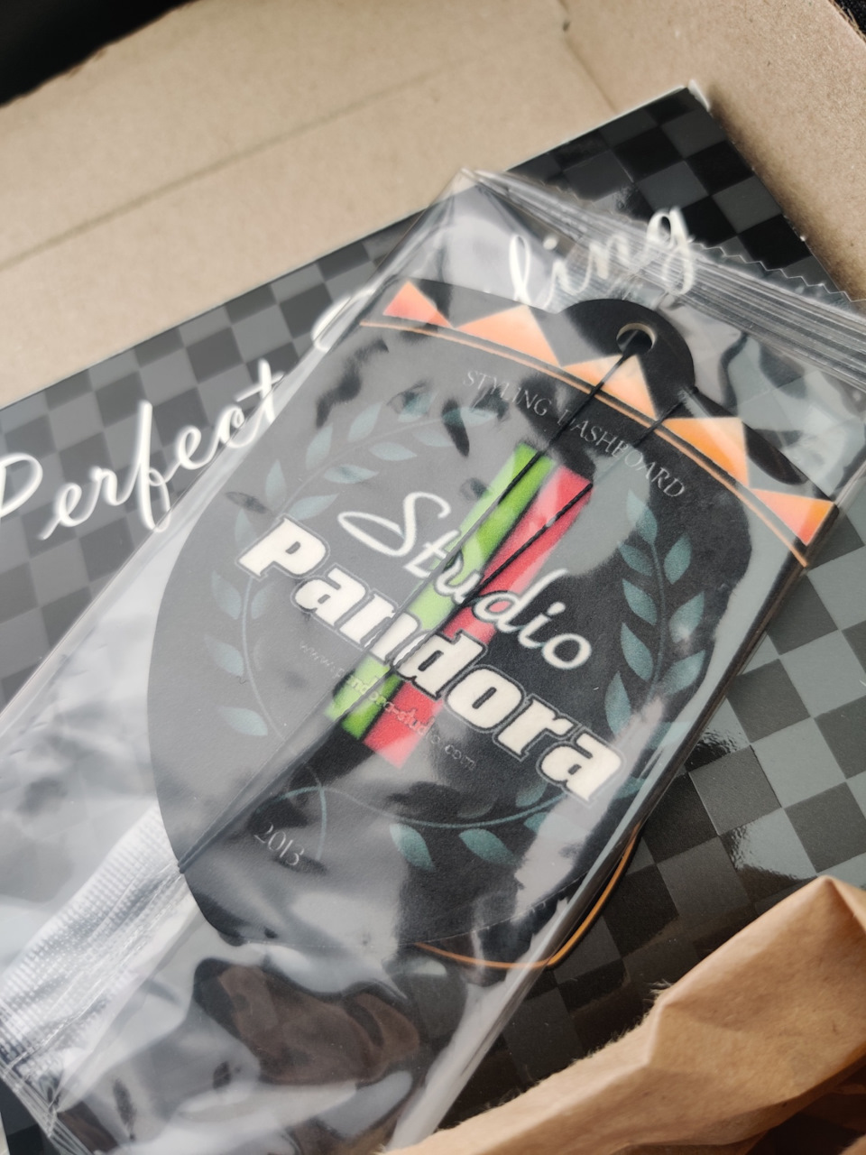 Шкали на B6/B7 від Pandora Studio 5
