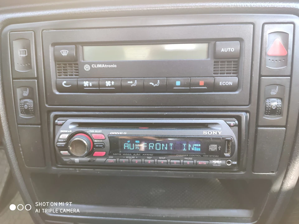 Sony cdx-gt414u bluetooth замість AUX