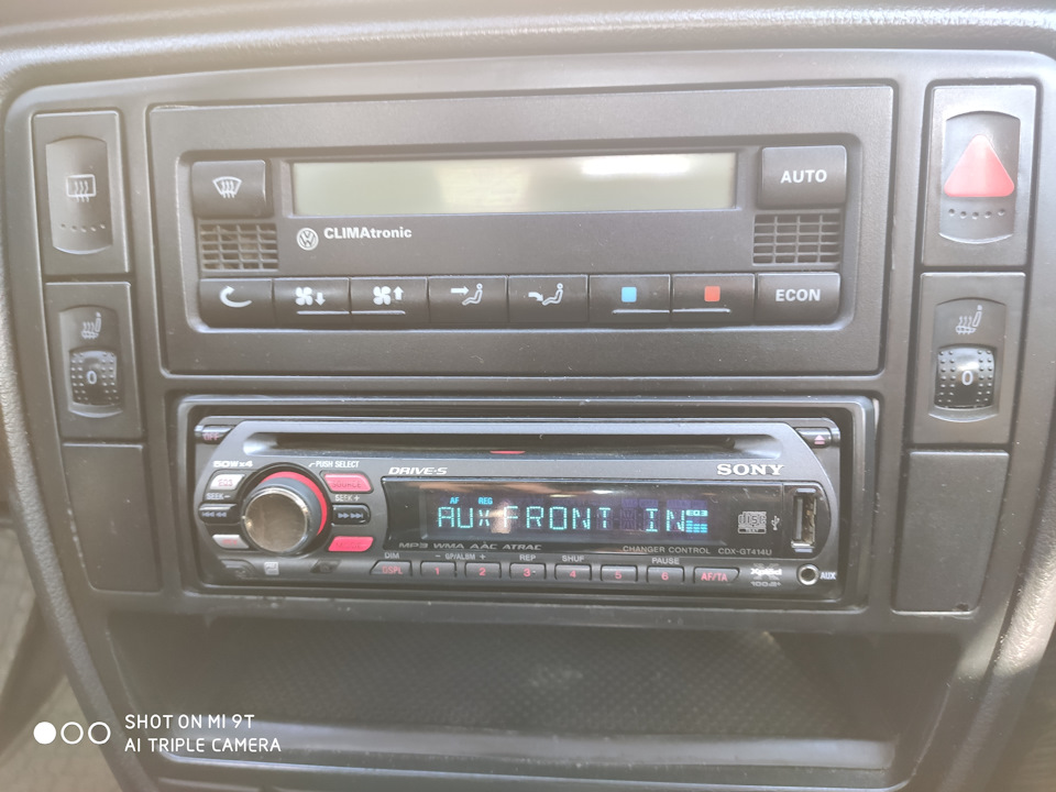 Sony cdx-gt414u bluetooth замість AUX 1