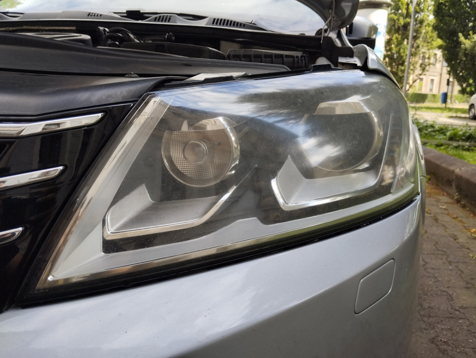 Поліровка фар Passat B7 5