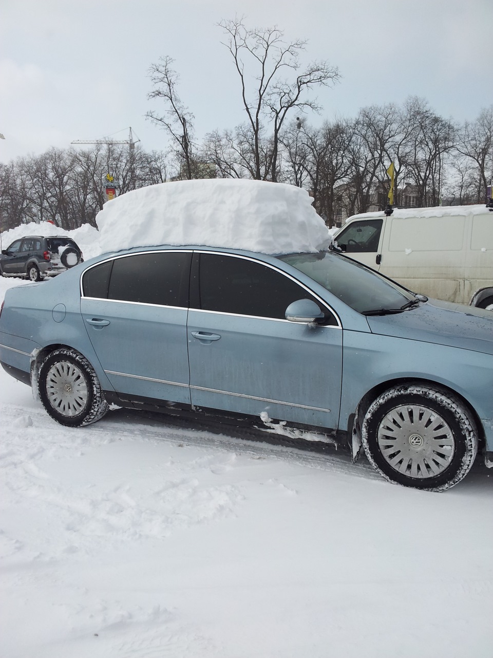 Сніжок насипав 5