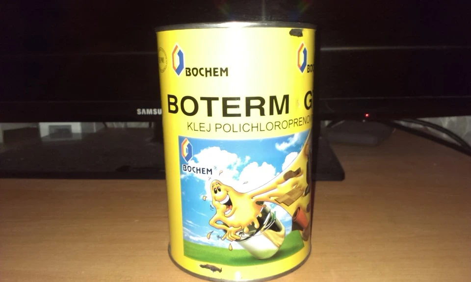 Перетяжка дверних карток + подіуми під динаміки