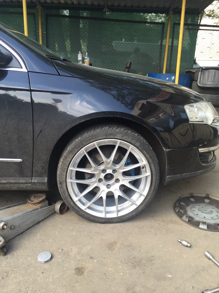 19 (зачеркнуто) 18 8,5J ET45 Ronal (Audi Flat Five). 5